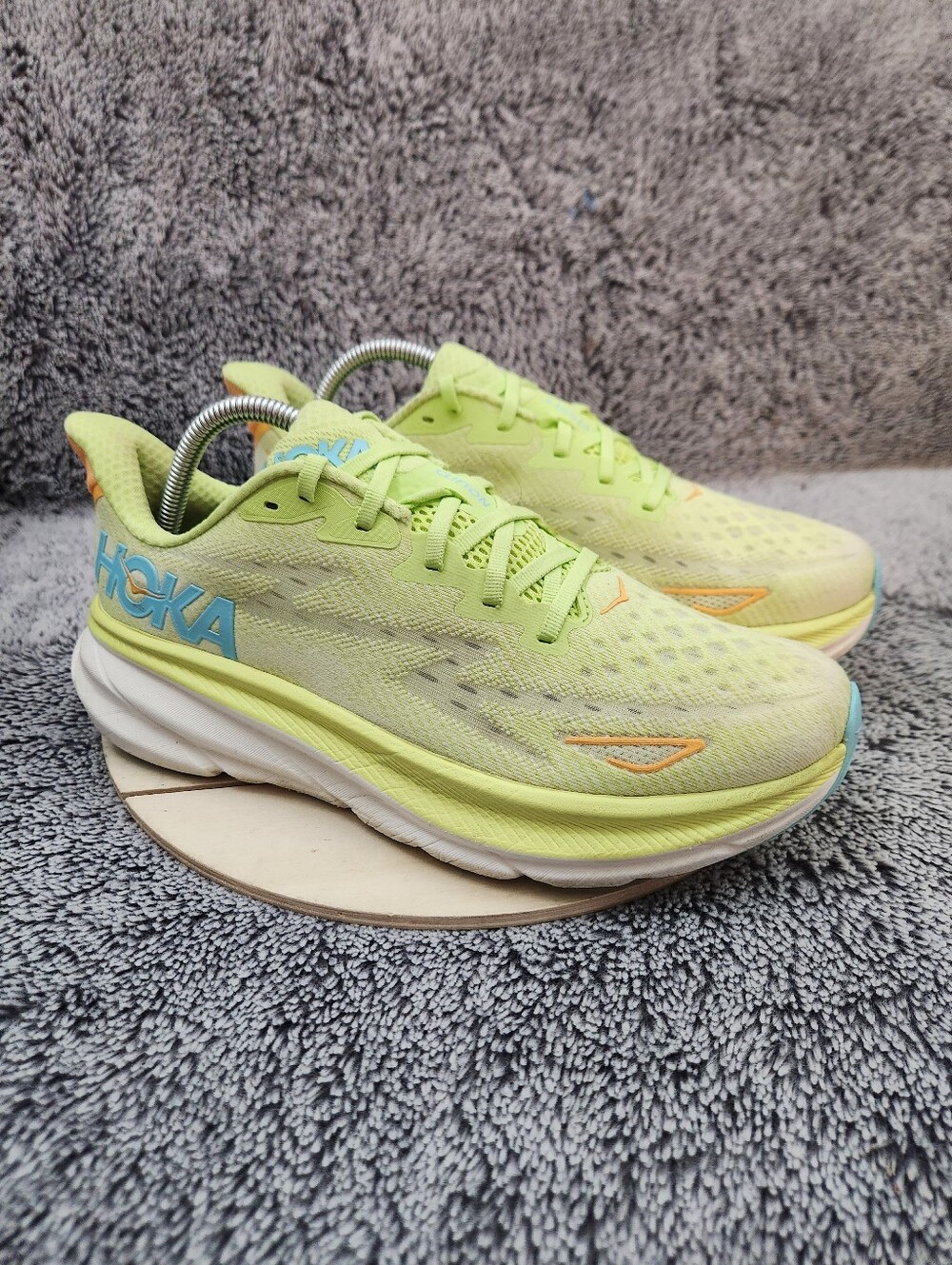 Hoka One One Clifton 9 Women's Size 10B Running Shoes